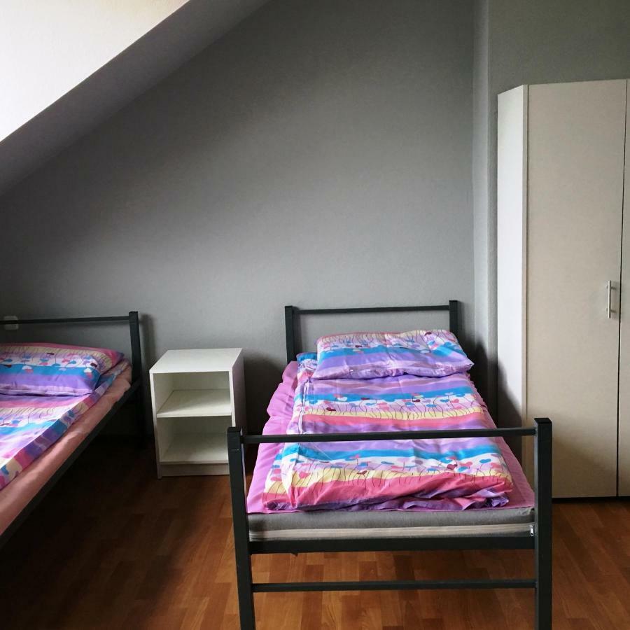 Hostel Pod Topolami Zielona Gora  Ngoại thất bức ảnh